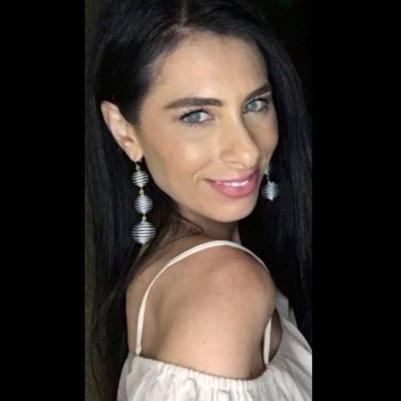 Meet your Posher, Natalie - Picture 1 of 1